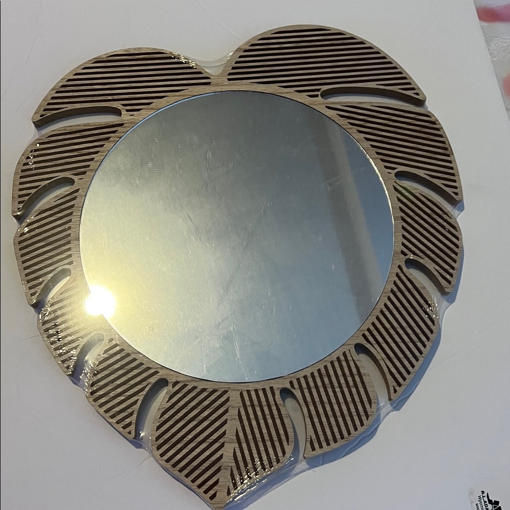 *SALE* Wood Leaf Wall Mirror